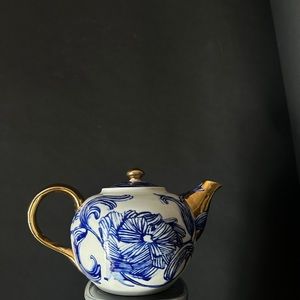 Ruan Hoffman Teapot